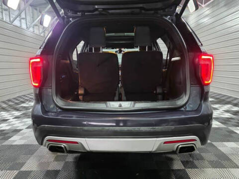 2017 Ford Explorer Platinum