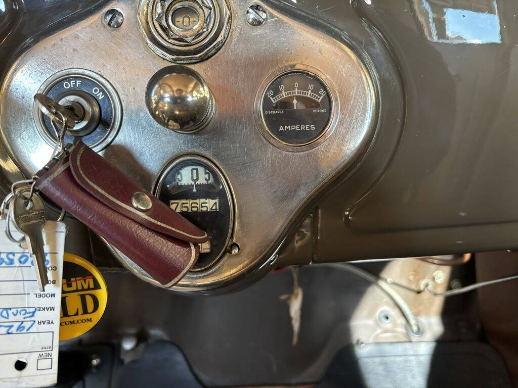 1929 Ford Model A 22
