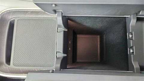 2023 Rivian R1T Adventure