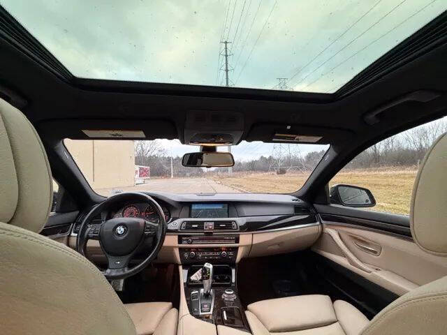 2011 BMW 5 Series 550i