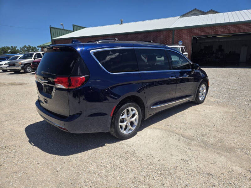 2017 Chrysler Pacifica Touring Plus