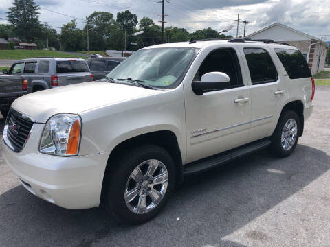 2011 GMC Yukon for sale at J & J Autoville Inc. in Roanoke VA