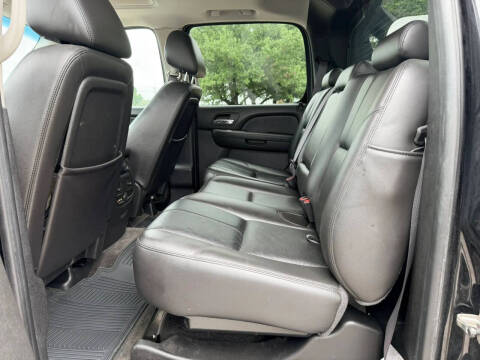 2011 Chevrolet Avalanche LT