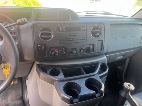 2011 Ford E-Series E-150