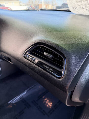 2018 Dodge Challenger 392 HEMI Scat Pack Shaker