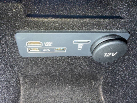 2017 Jaguar XE 35t R-Sport