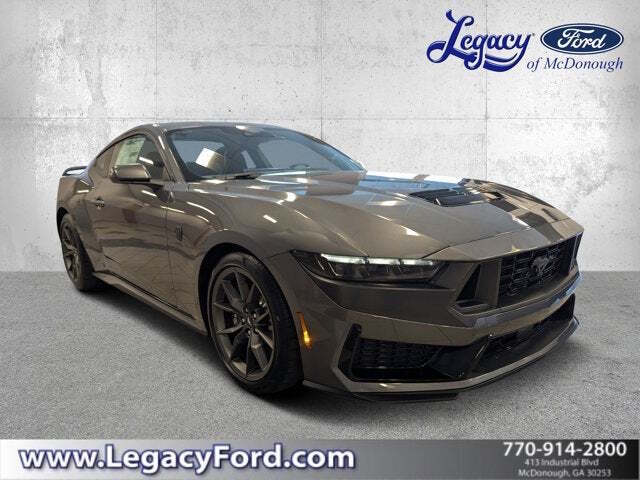 2025 Ford Mustang Dark Horse's photo