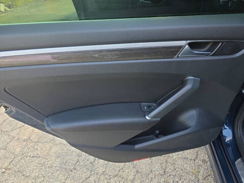 2018 Volkswagen Passat 2.0T SE