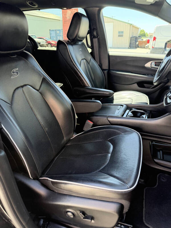2024 Chrysler Pacifica Limited