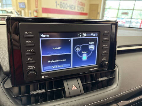 2022 Toyota RAV4 Hybrid XLE