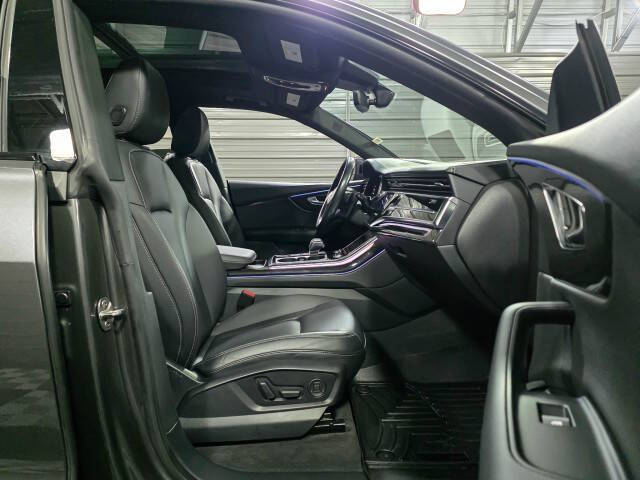 2019 Audi Q8 quattro Prestige 55 TFSI