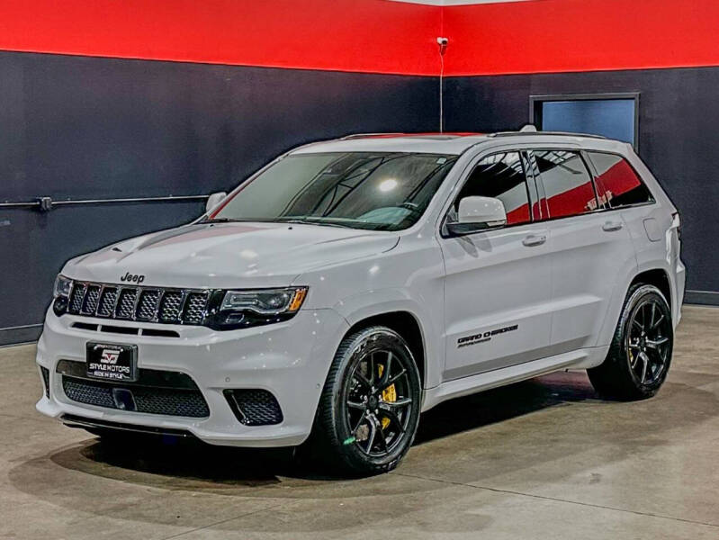 2018 Jeep Grand Cherokee Trackhawk's photo