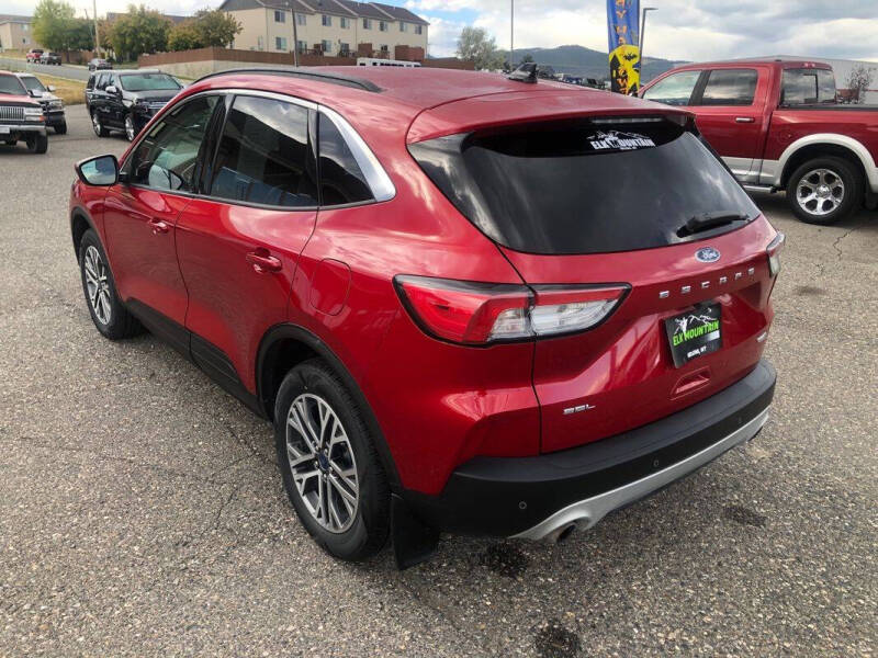 2020 Ford Escape SEL