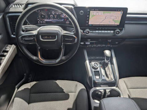 2024 GMC Canyon Elevation