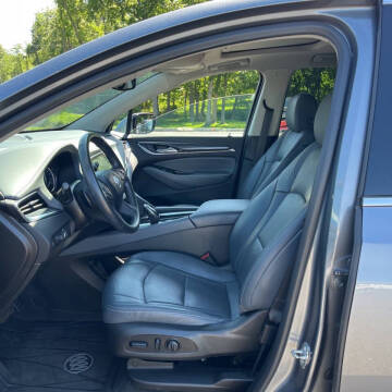 2021 Buick Enclave Essence