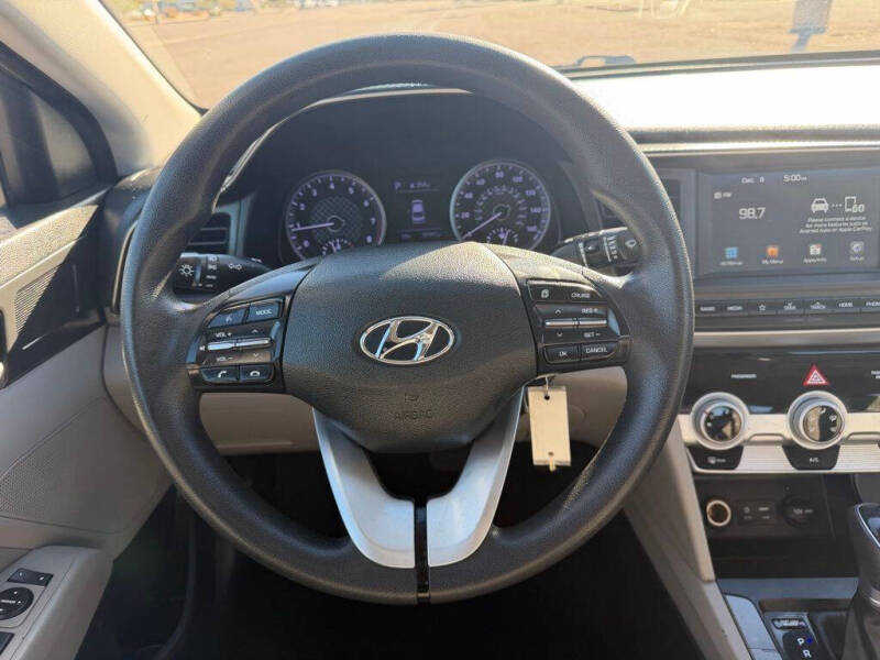 2019 Hyundai Elantra