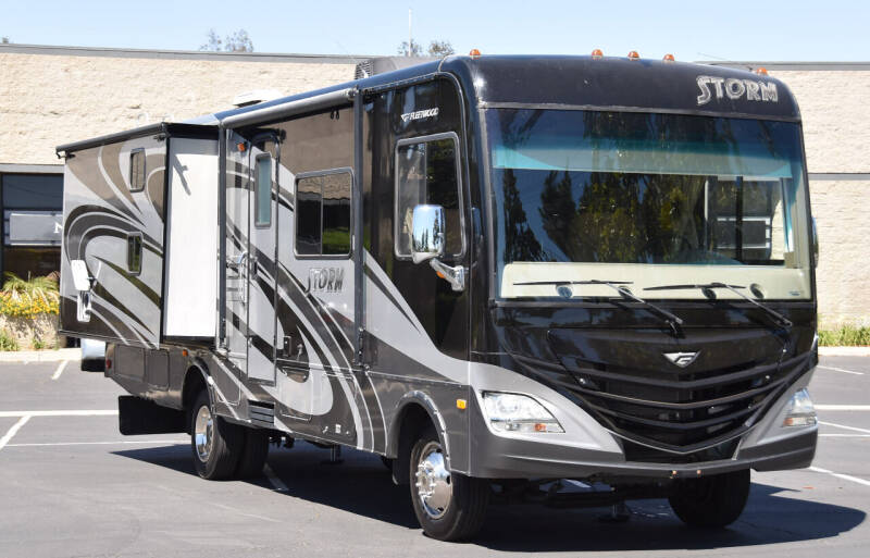 2013 Fleetwood Storm 32BH for sale at A Buyers Choice in Jurupa Valley CA