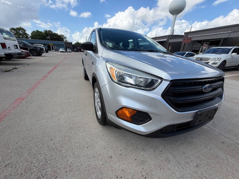 2017 Ford Escape S