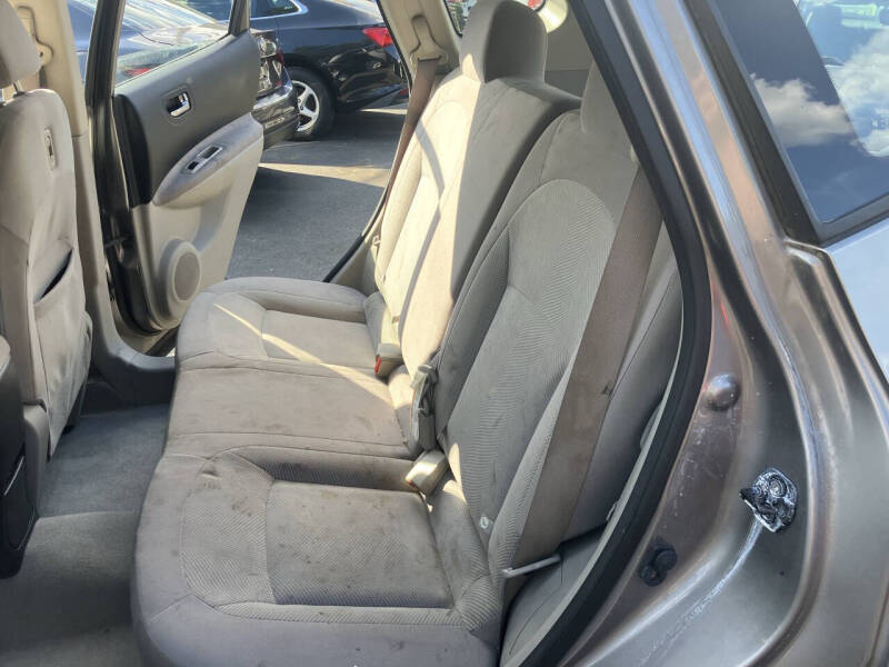 2012 Nissan Rogue S