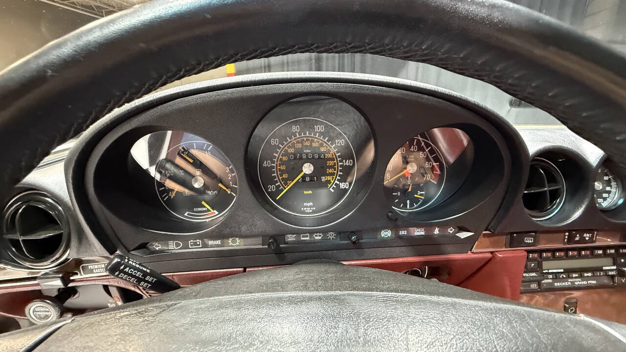 1988 Mercedes-Benz 560-Class 78