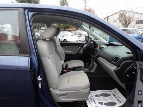 2014 Subaru Forester 2.5i