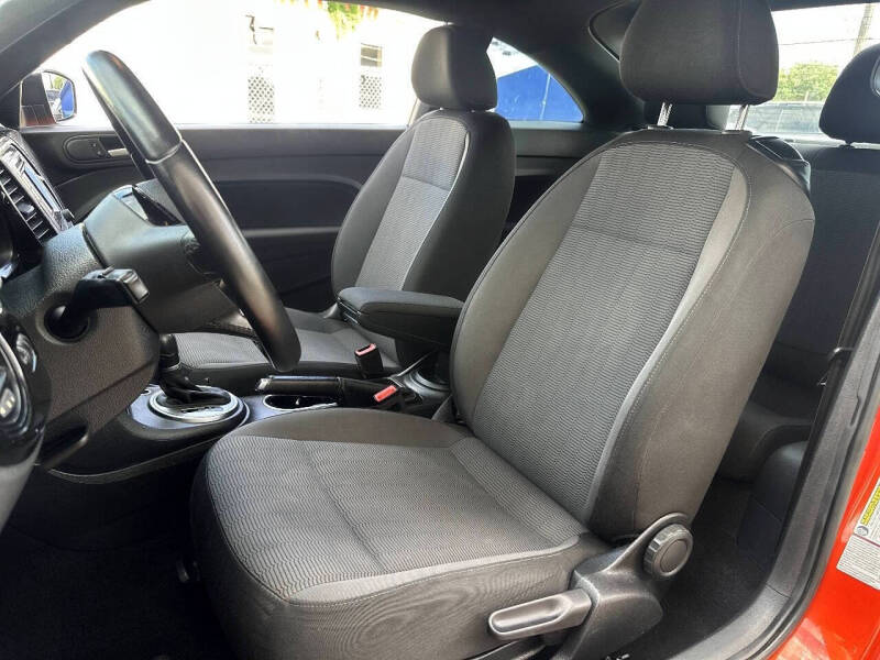 2016 Volkswagen Beetle 1.8T S