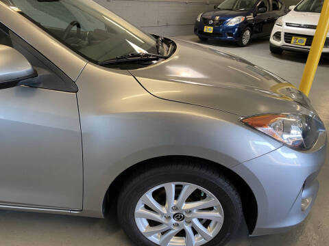 2013 Mazda MAZDA3 i Touring