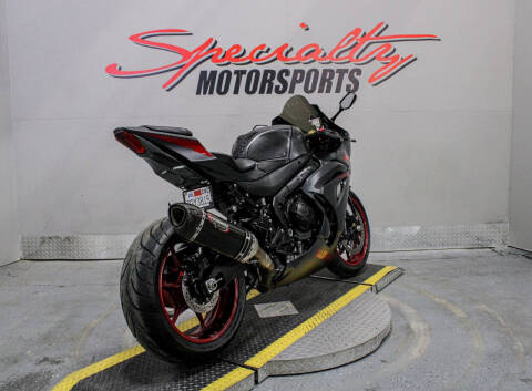 2017 Suzuki GSX-R1000