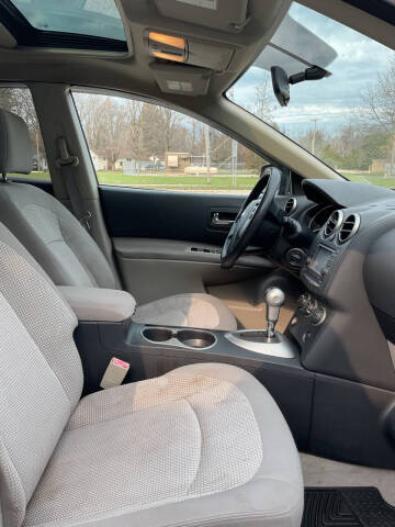 2011 Nissan Rogue SV
