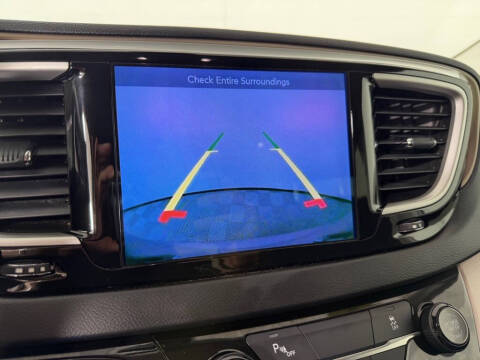 2017 Chrysler Pacifica Touring