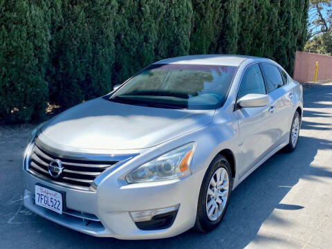 2014 Nissan Altima for sale at River City Auto Sales Inc in West Sacramento CA