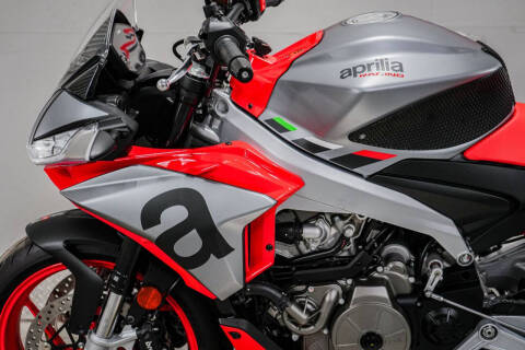 2022 Aprilia Tuono 660