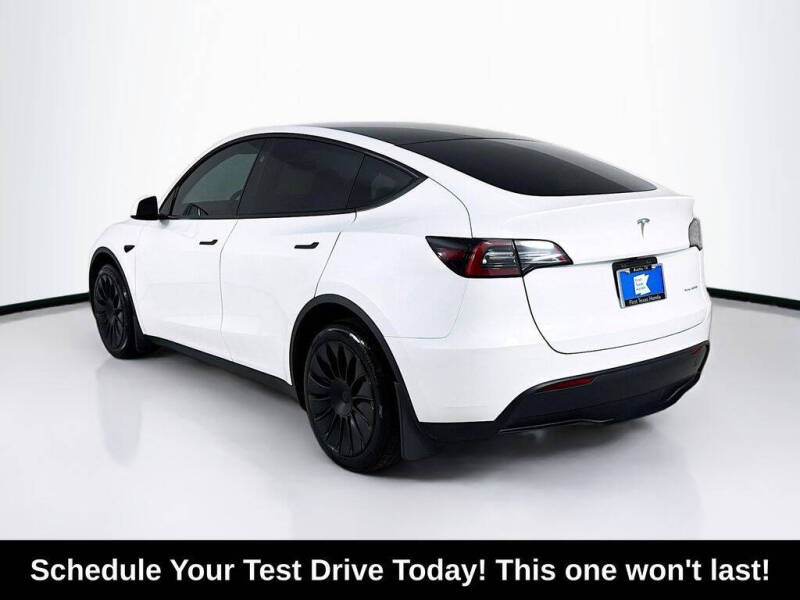 2023 Tesla Model Y Long Range