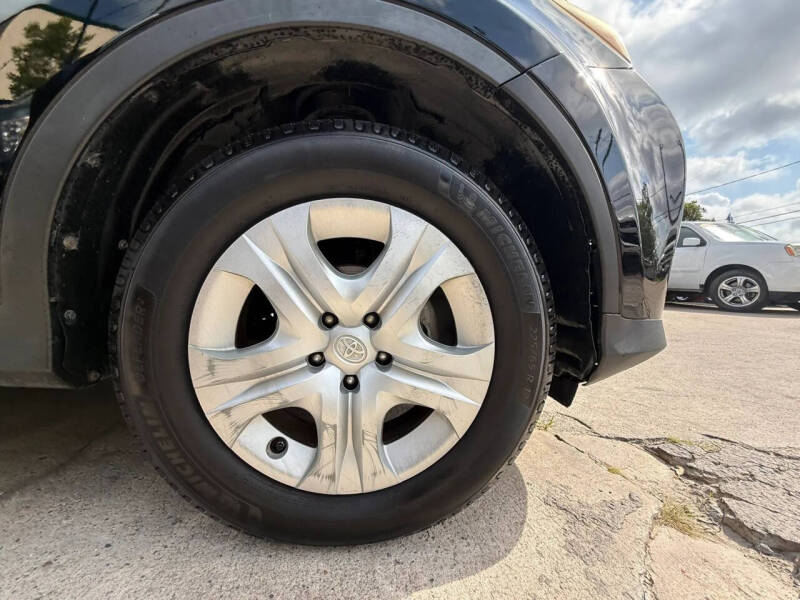 2014 Toyota RAV4 LE