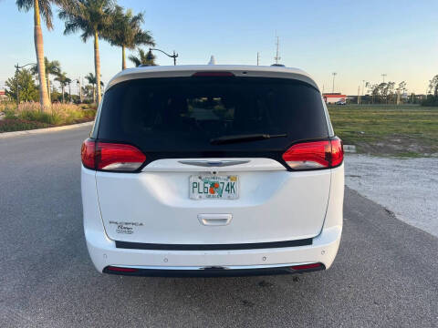 2018 Chrysler Pacifica Touring L Plus