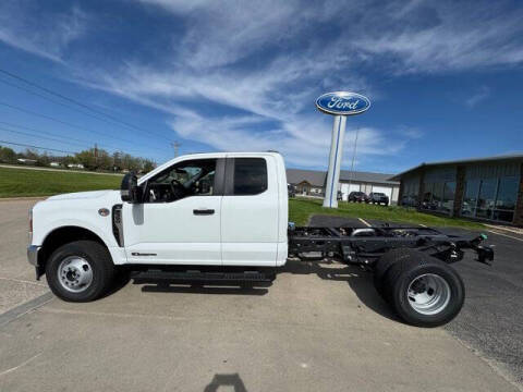 2025 Ford F-350 Super Duty XL