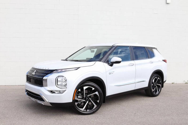 2025 Mitsubishi Outlander PHEV SE