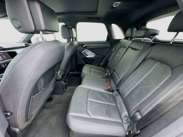 2020 Audi Q3 quattro Premium 45 TFSI