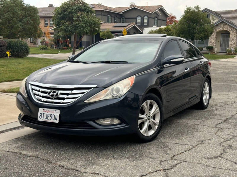 2011 Hyundai Sonata Limited photo 2