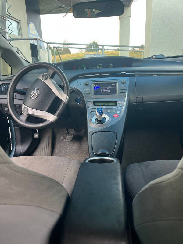 2015 Toyota Prius Three