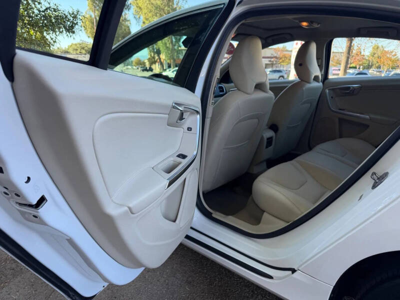 2015 Volvo S60 T5 Drive-E Premier