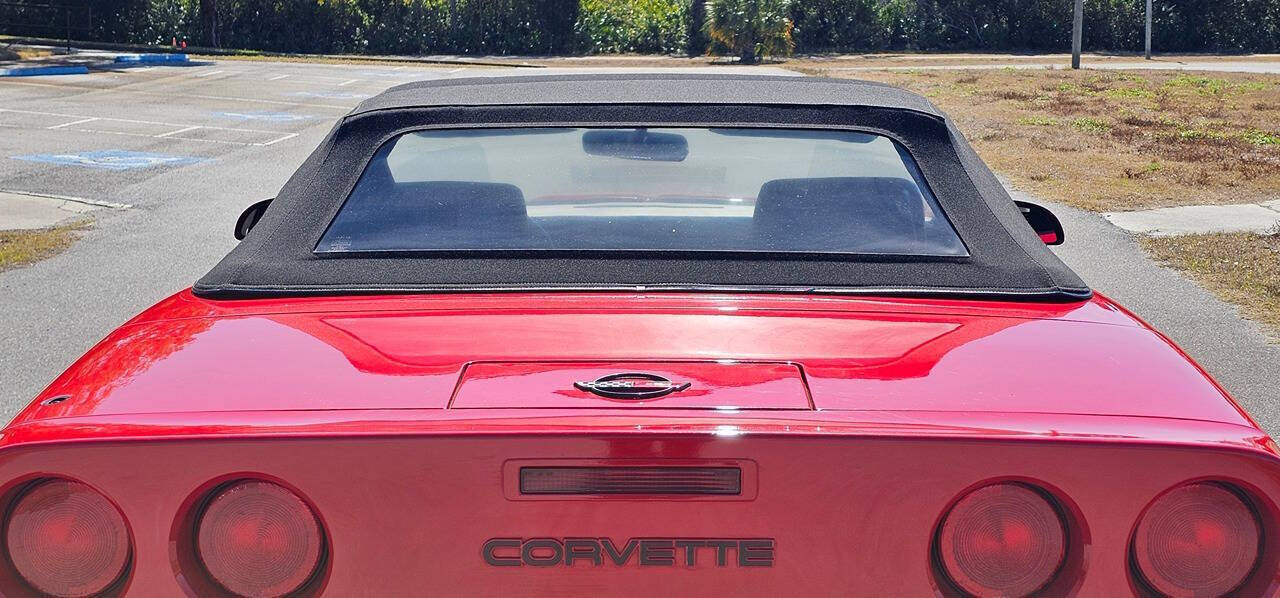 1989 Chevrolet Corvette 12