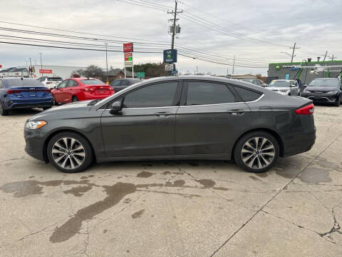 2020 Ford Fusion SE