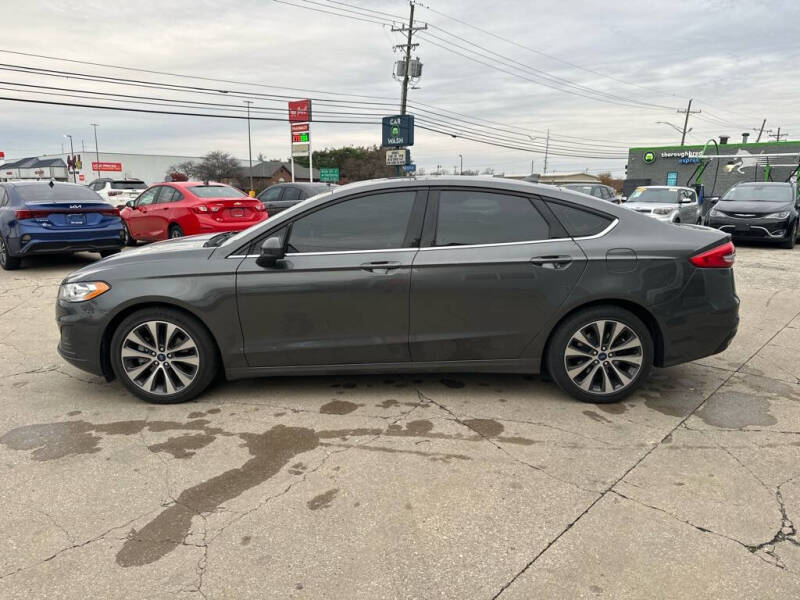 2020 Ford Fusion SE