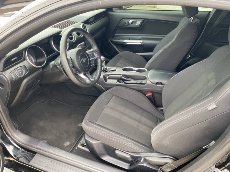 2019 Ford Mustang EcoBoost