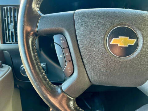 2023 Chevrolet Express LS 3500