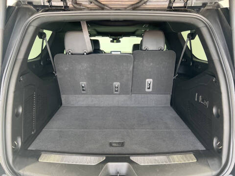 2023 Chevrolet Suburban Z71