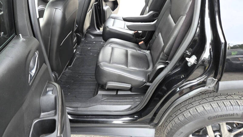 2017 GMC Acadia SLT-1