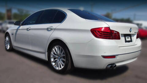 2016 BMW 5 Series 528i