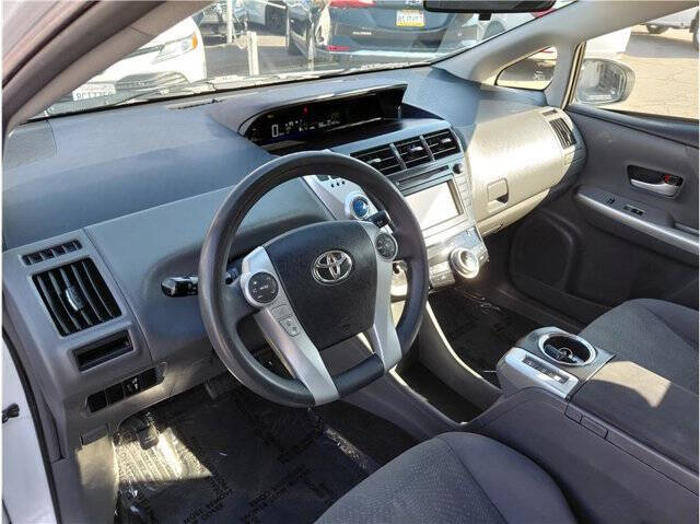 2014 Toyota Prius v